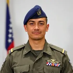 sargento da Aeronáutica estelionato